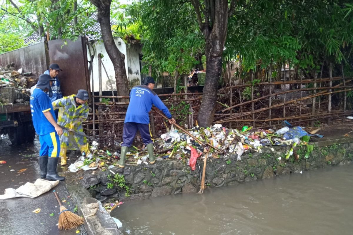 Pemkot Mataram akan larang penggunaan kantong plastik sekali pakai