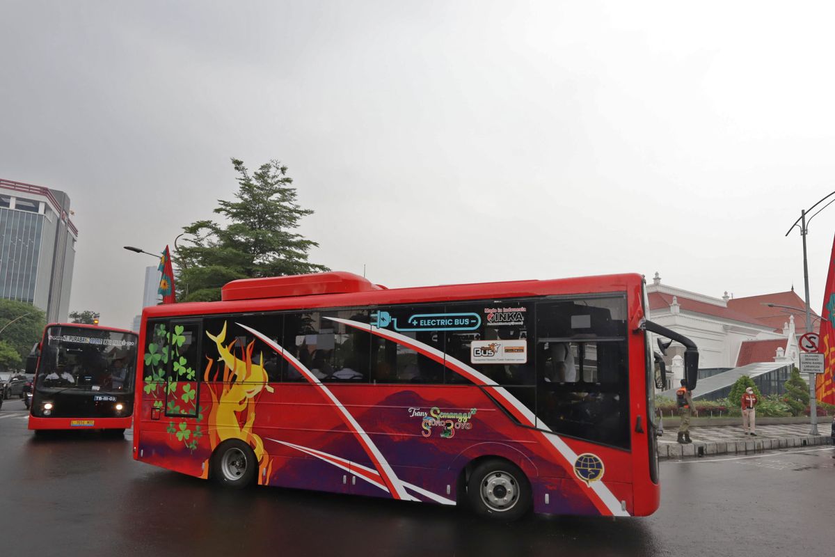 Damri kembali operasikan bus listrik BTS di Surabaya