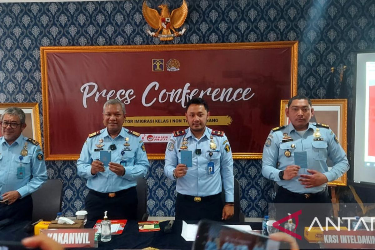 Imigrasi Tangerang amankan empat WNA melanggar ketertiban umum