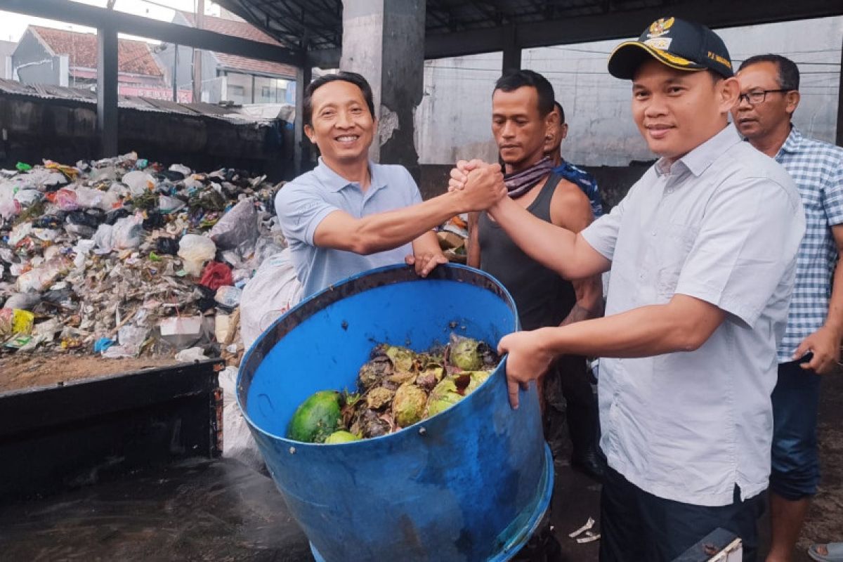 Kiat Pemkot Tasikmalaya atasi sampah agar kota kian resik