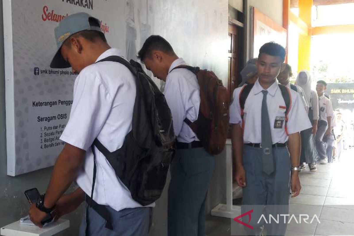 SMK di Temanggung terapkan e-presensi tanamkan disiplin  anak