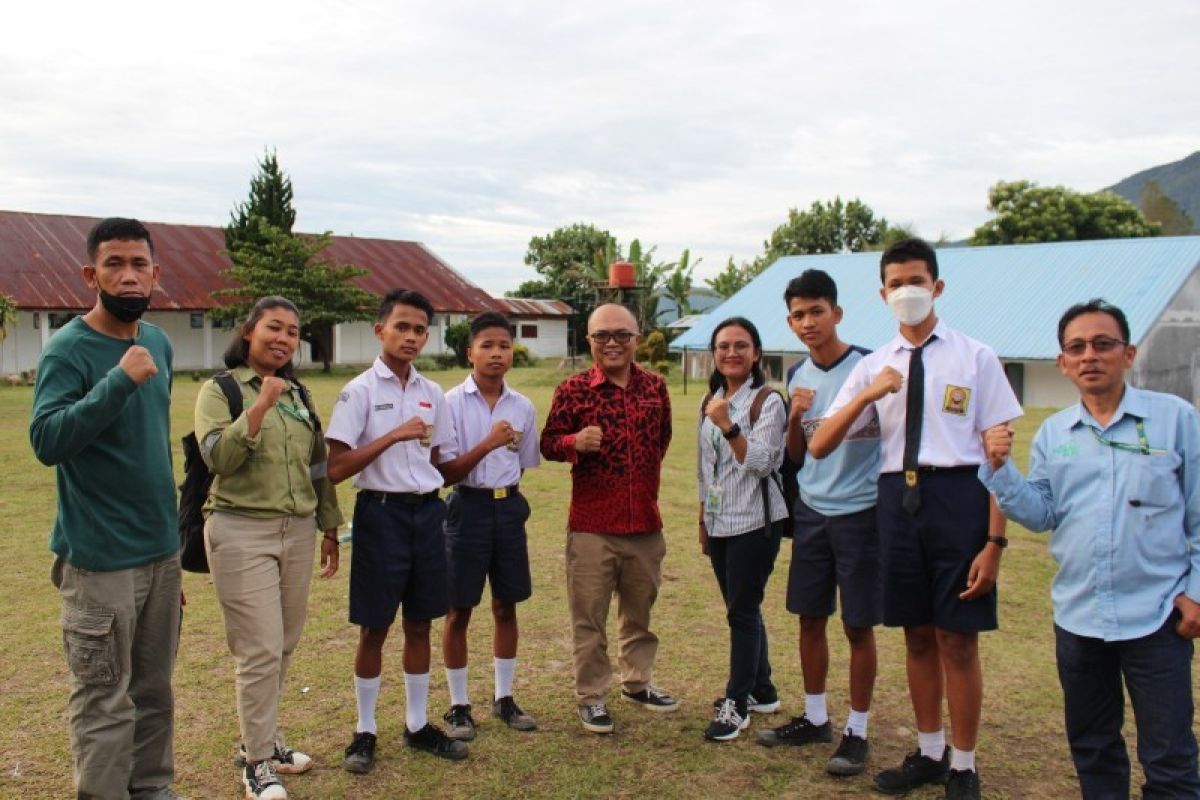 Empat pelajar Sihaporas Simalungun ikuti bimbel intensif TPL