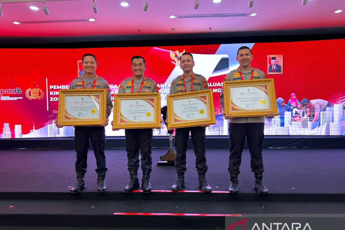 Polrestabes Bandung: Penghargaan Kemenpan RB penyemangat layani warga
