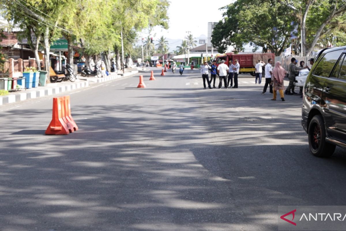 Tanah Datar tata lahan parkir untuk kenyamanan wisatawan