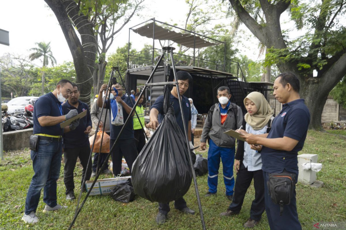 "Sedekah Sampah" Indocement mampu kumpulkan 925,5 kilogram sampah