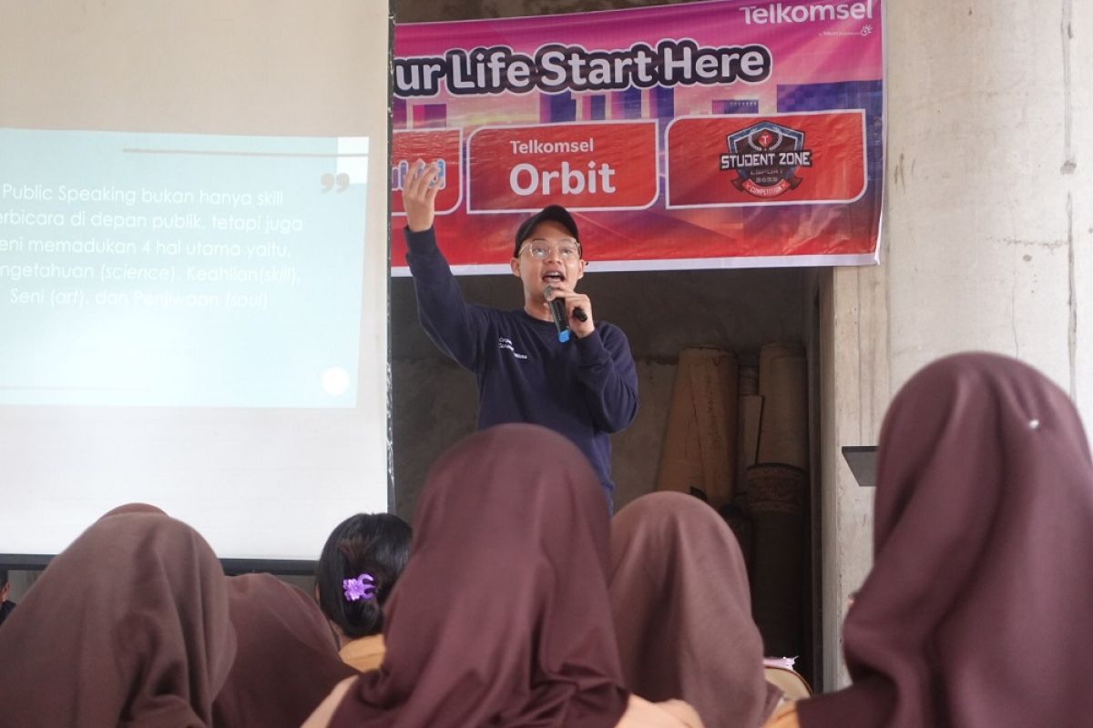 Telkomsel gelar roadshow ajak generasi muda Kalimantan kembangkan talenta digital