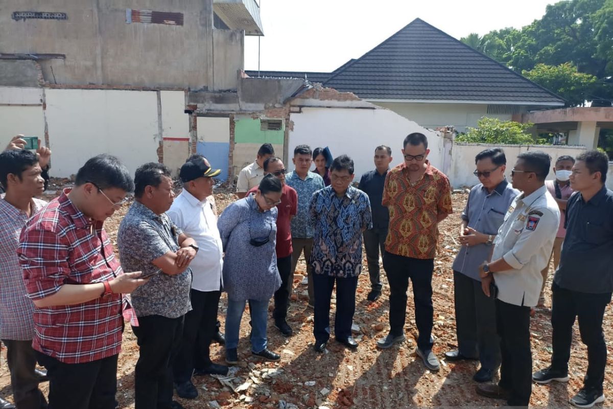 Anggota DPR sayangkan peruntuhan rumah singgah Soekarno di Padang