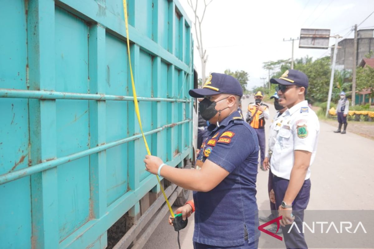 BPTD VII Sumsel-Babel gelar operasi penertiban  truk ODOL