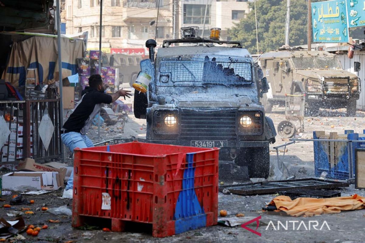 Pasukan Israel bunuh tiga warga Palestina di Tepi Barat