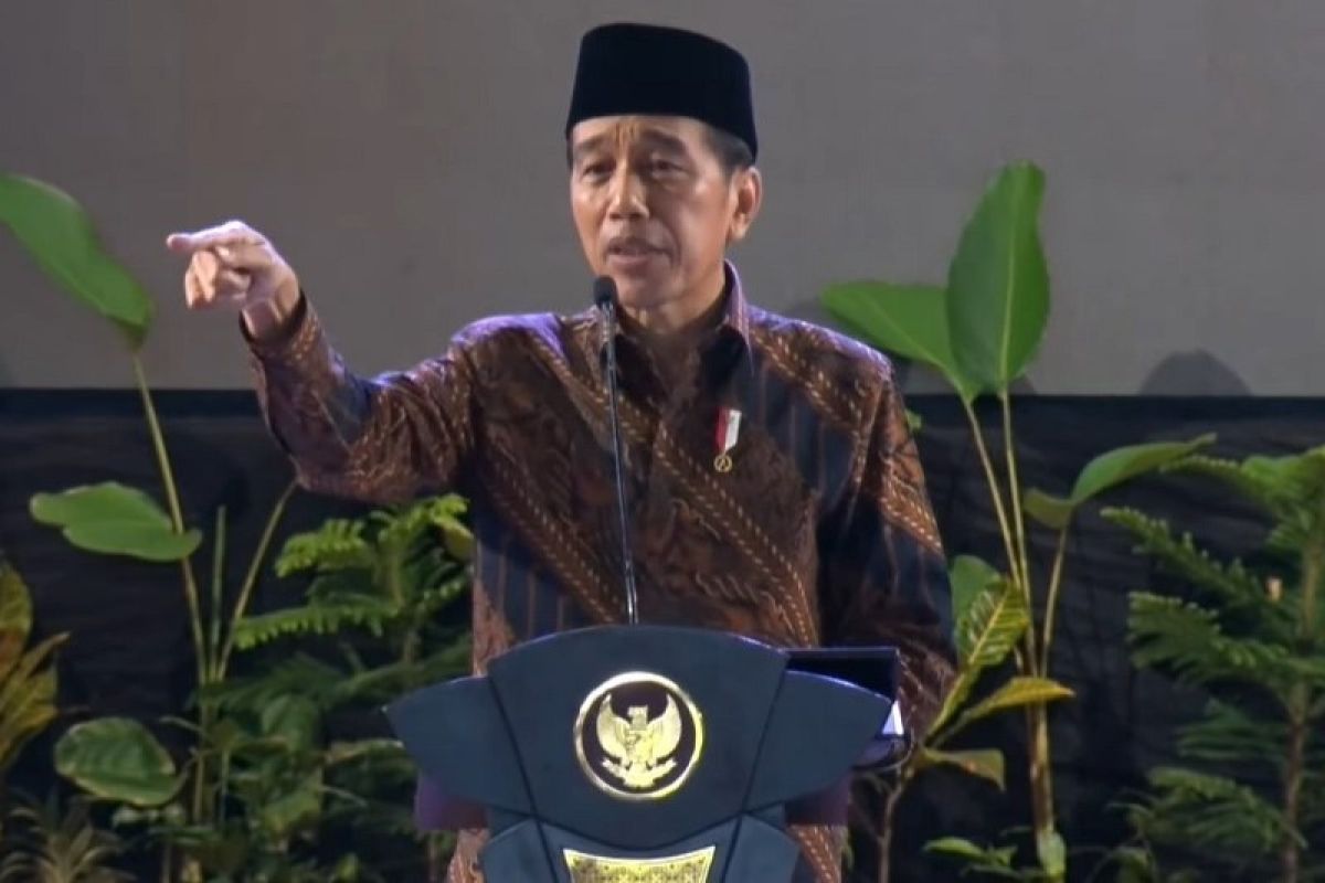 Jokowi tepis anggapan kebijakan nikel hanya untungkan segelintir pihak