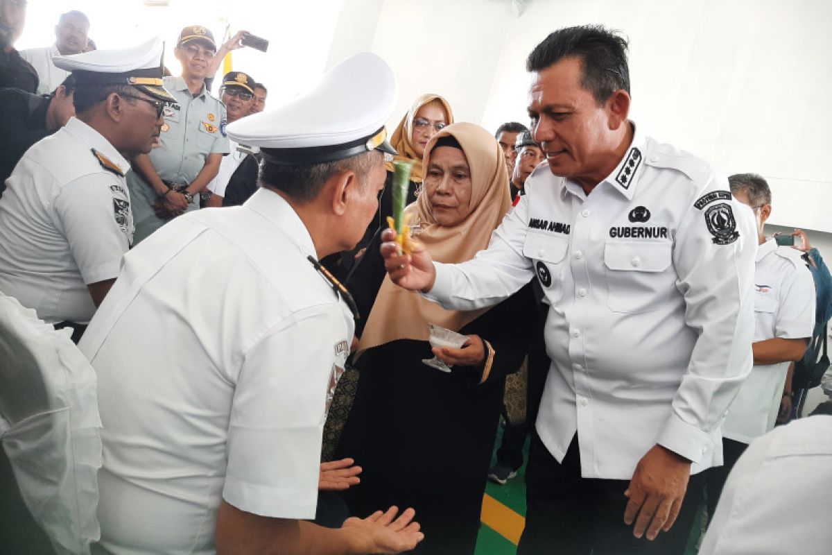 Gubernur Kepri melepas pelayaran perdana KMP Bahtera Nusantara 03