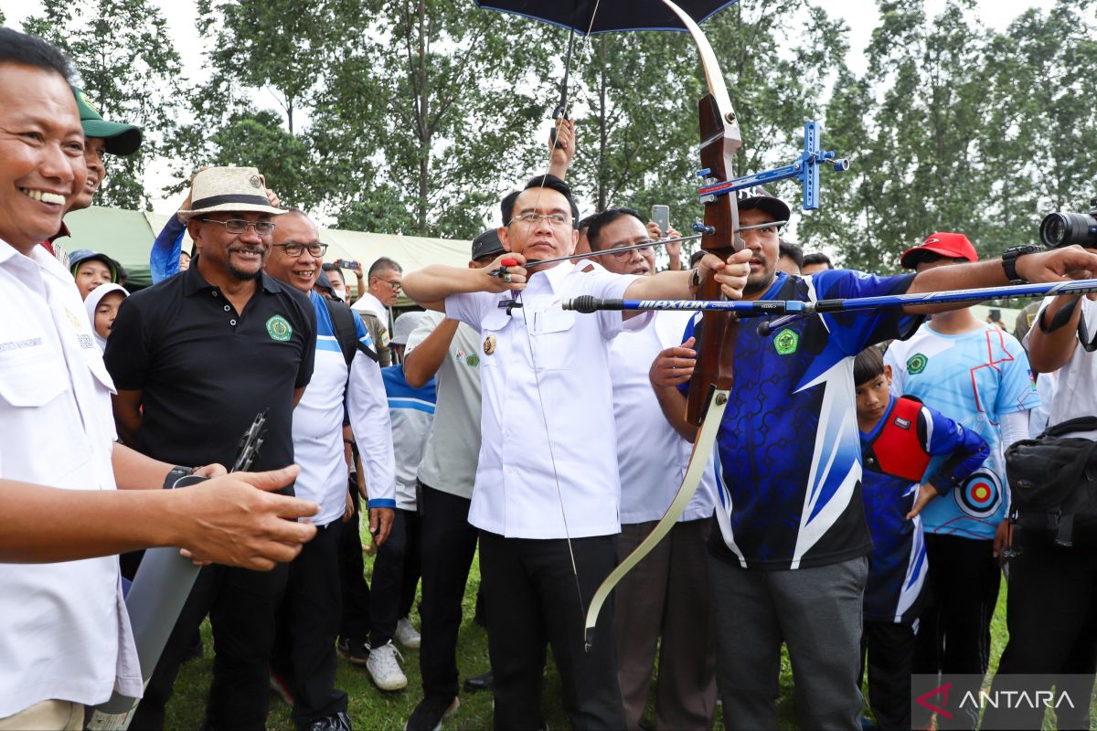 620 pemanah Jawa Barat ramaikan kejuaraan Piala Bupati Bekasi