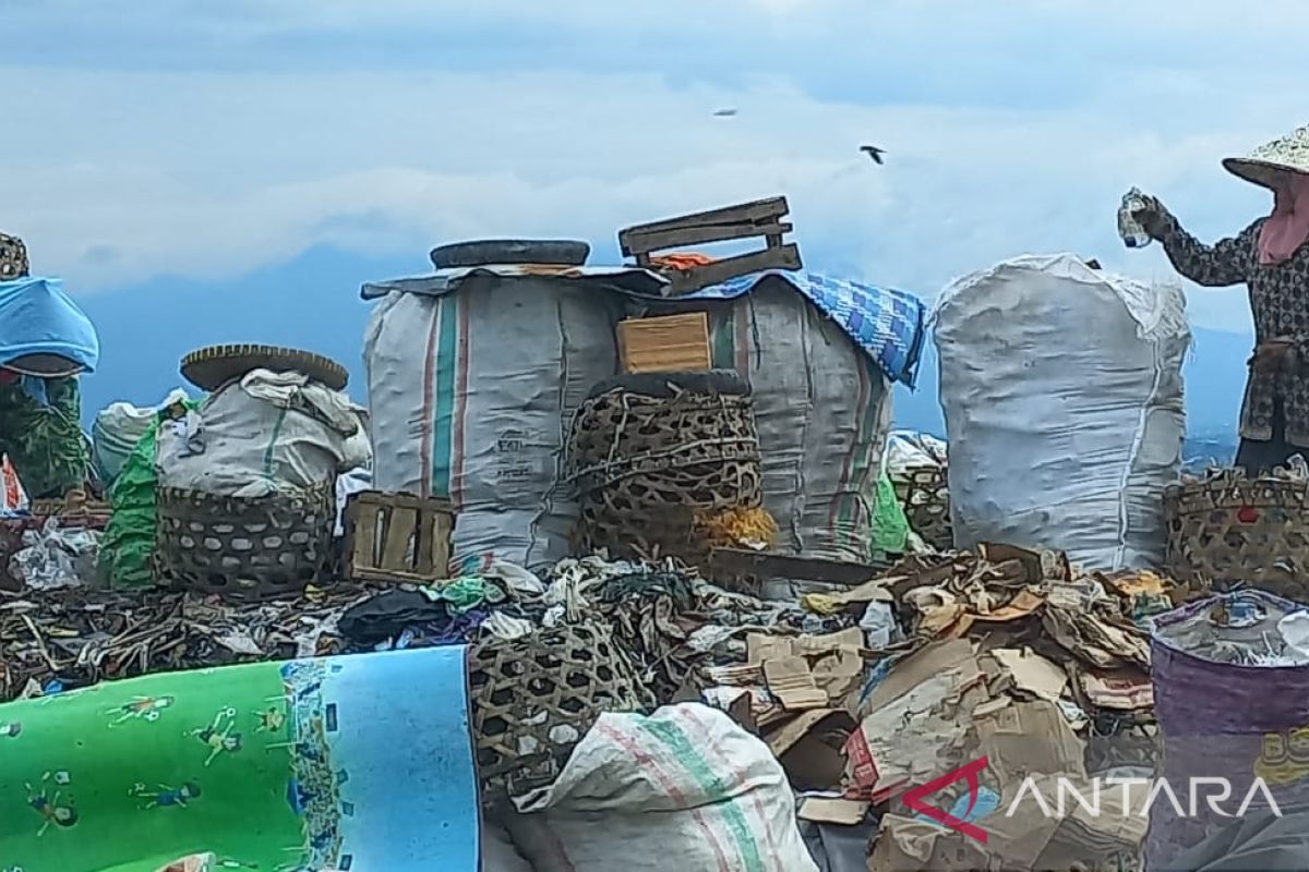Peringati HPSN, 3.000 orang peserta ikut Gebyar Pilah Sampah di Sumbawa