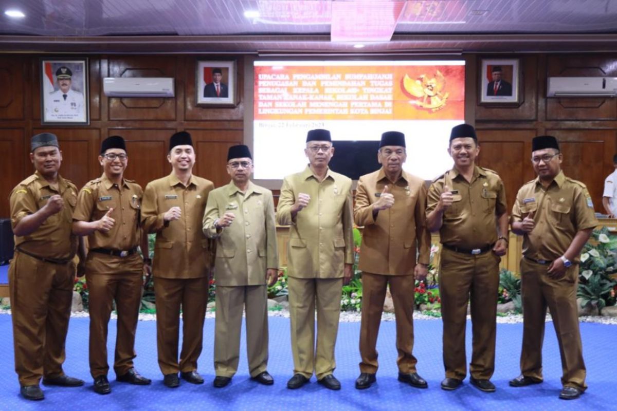 Sekda Binjai lantik 77 kepala sekolah