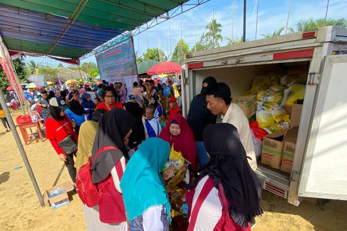 Bangka Selatan gelar pasar murah di Desa Rajik