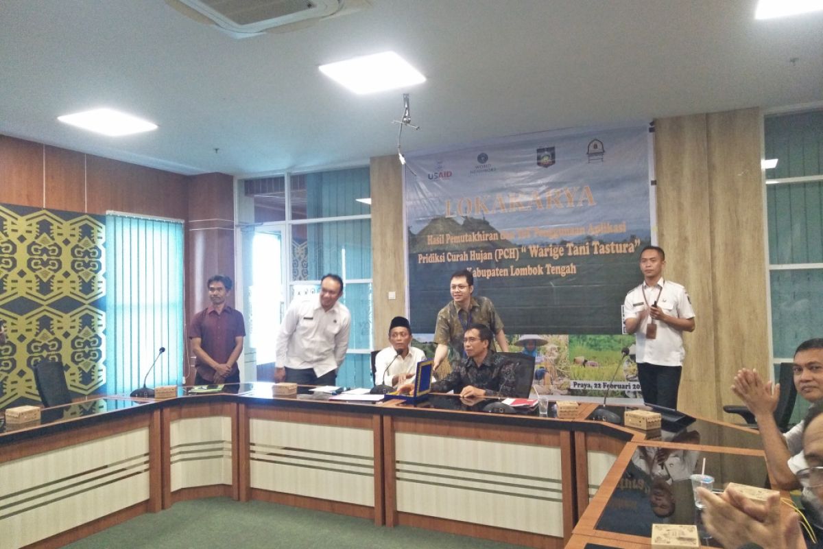 Lombok Tengah kini punya aplikasi prediksi curah hujan  "Warige Tani Tastura"