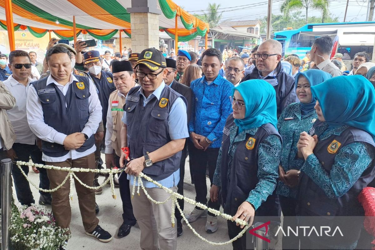 Plt Bupati Bogor resmikan sejumlah infrastruktur desa di Dramaga