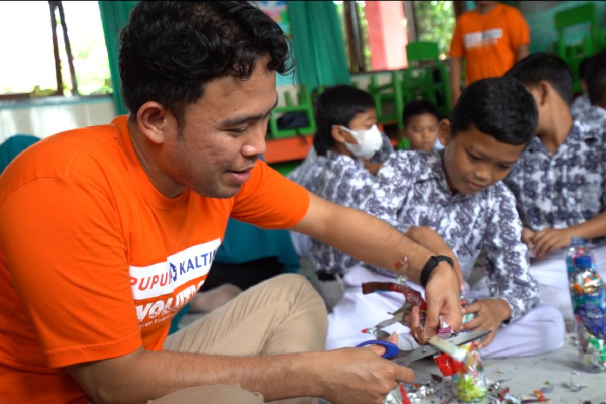 Pupuk Kaltim dorong peran aktif pelajar tangani sampah sejak dini