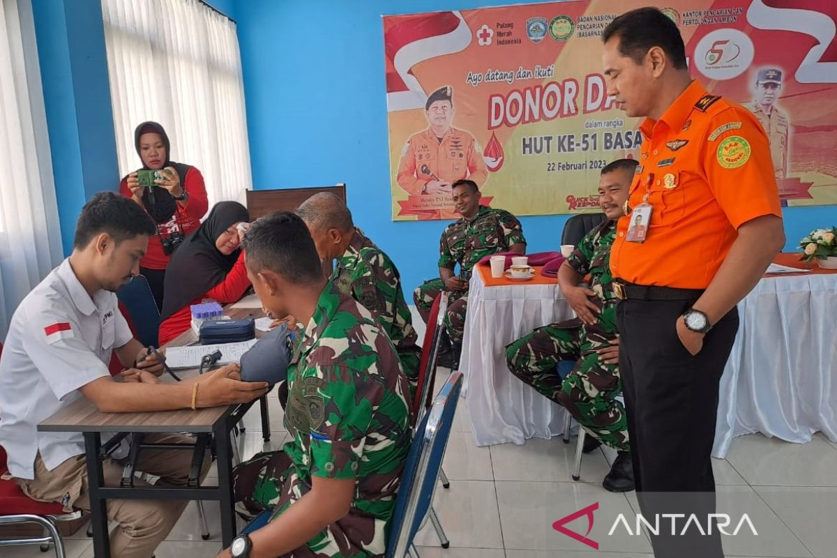 SAR Ambon lakukan aksi donor darah sambut HUT Basarnas