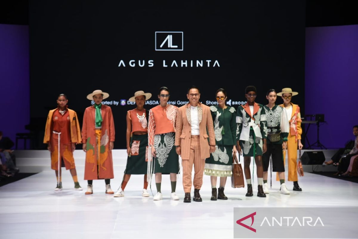 Desainer Agus Lahinta tampilkan Gorontalo dalam balutan karawo di IFW