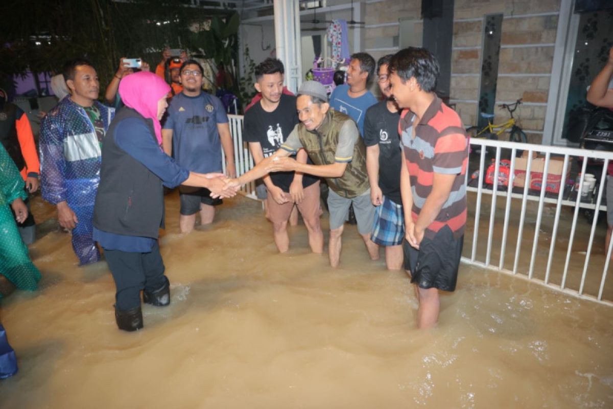 Banjir genangi empat desa di Gresik akibat tanggul jebol