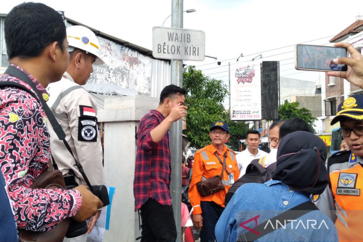 Pemkot Surakarta akan lebarkan jalan untuk urai kemacetan Pasar  Nongko