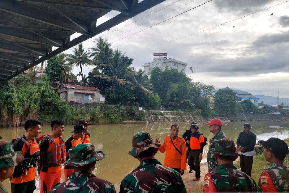 Pelajar SMKN di Padang ditemukan tak bernyawa, Hanyut di Sungai Kuranji