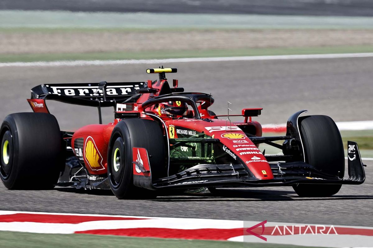 Sainz : Performa Aston Martin mengejutkan Ferrari