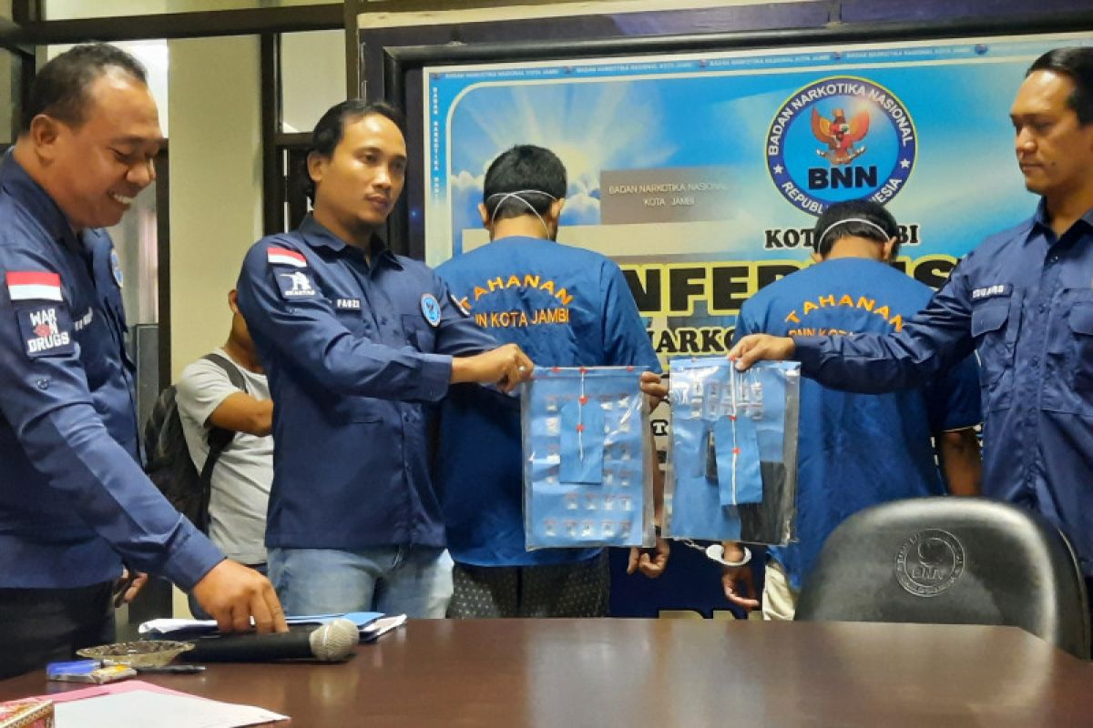 BNN Jambi amankan empat penyalahguna narkoba, termasuk oknum TNI