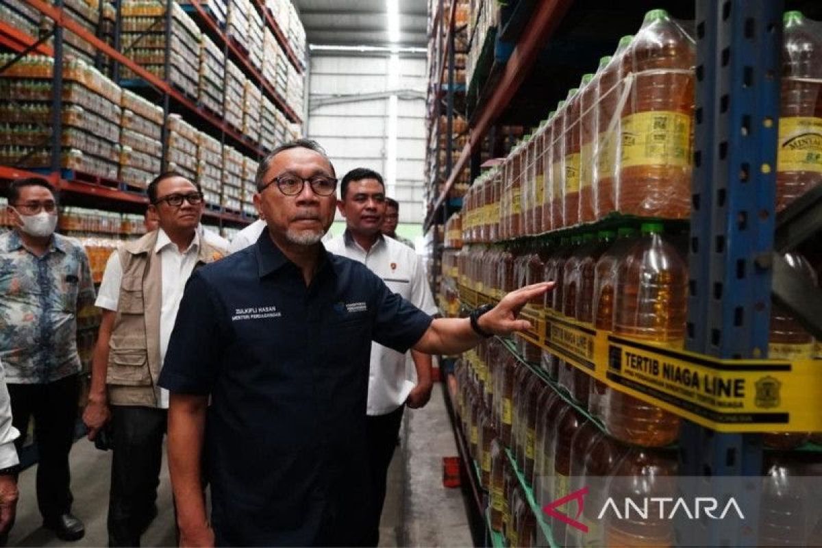 Legislator minta Kemendag tambah pasokan MinyaKita di Medan