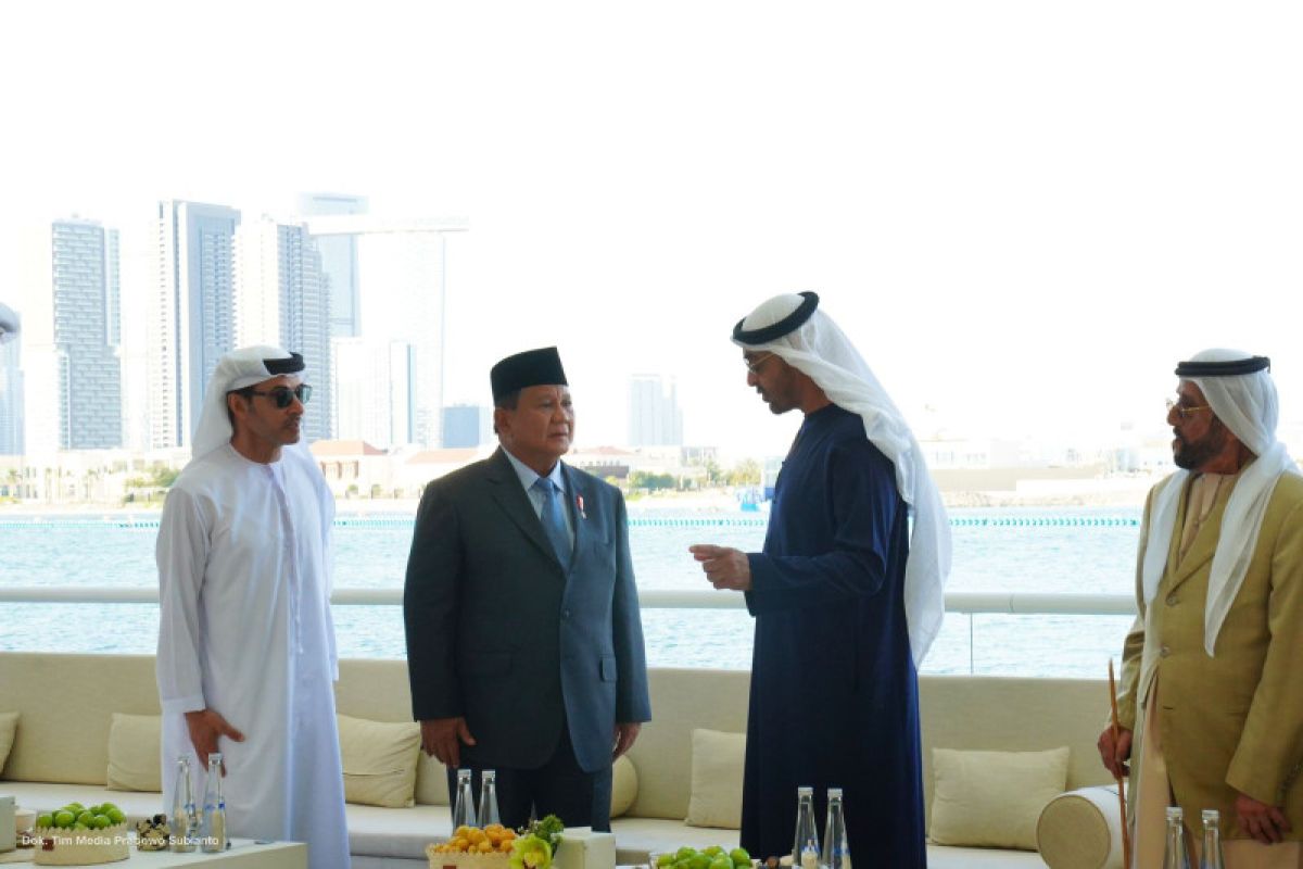 Prabowo hadiri IDEX di Abu Dhabi atas undangan Presiden UAE