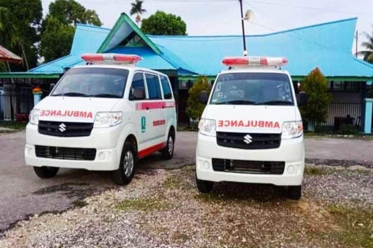 Pemkab Biak Numfor bantu ambulans kepada dua puskesmas