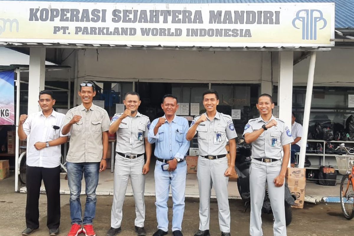 Jasa Raharja Banten - PT Parkland World Indonesia I berkoordinasi guna permudah karyawan bayar PKB