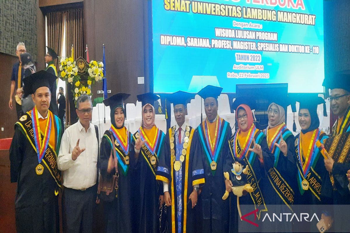 Kalsel kemarin, mulai wisuda ULM hingga gerakan bersih 100 ribu kolong rumah