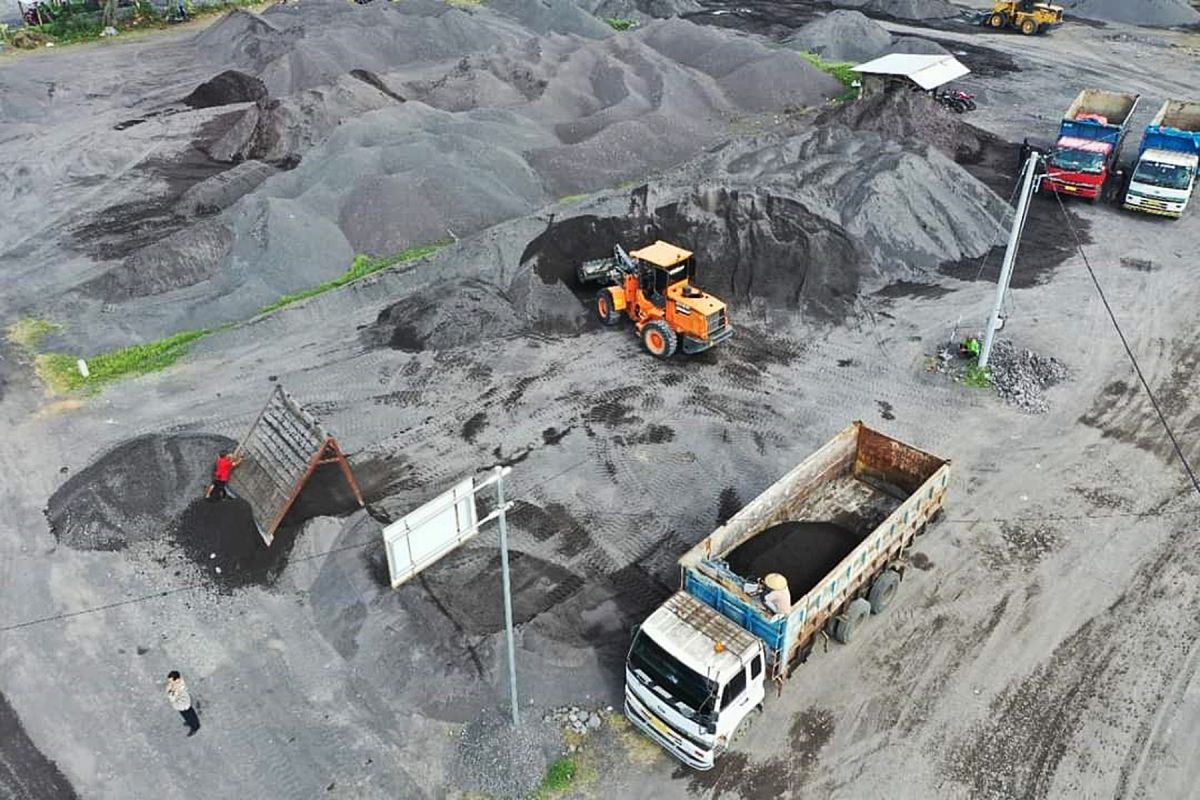 Pemkab Lumajang resmi naikkan harga minerba pasir Semeru