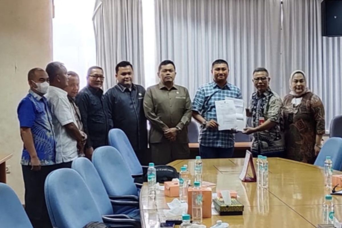 Tindaklanjuti tuntutan masyarakat Bupati Labura temui managemen PT Sinar Mas