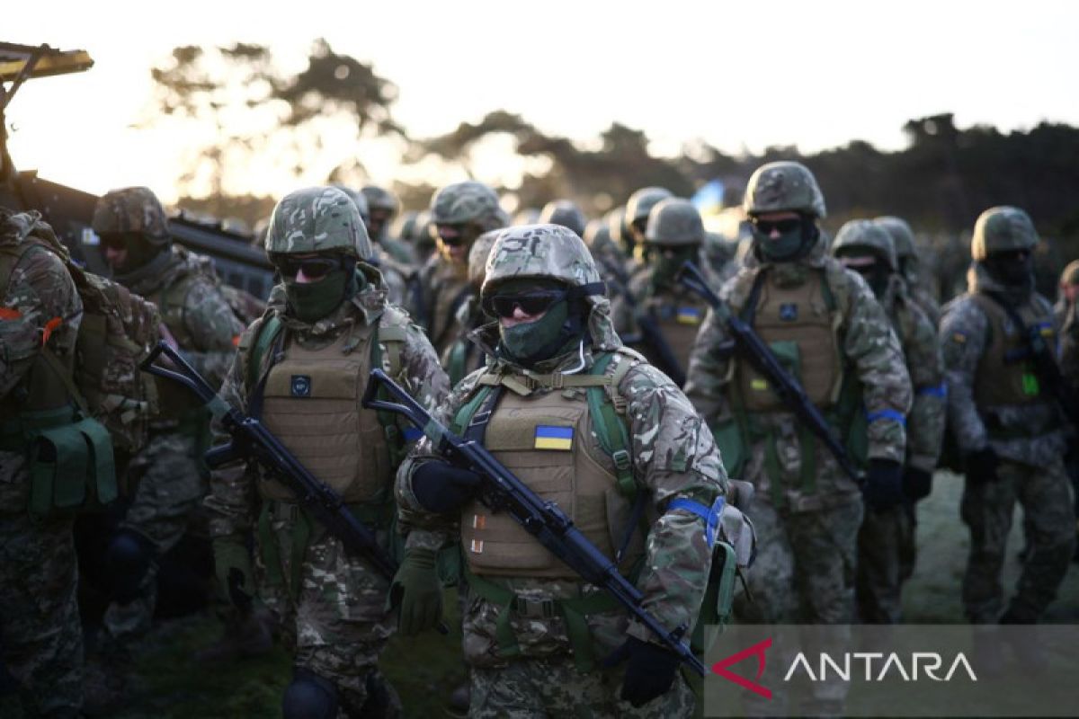Ukraina akan bangun pasukan profesional, tinggalkan wajib militer