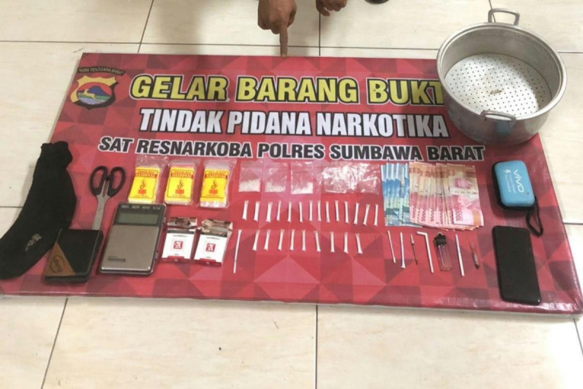 Polres Sumbawa Barat tangkap pemilik sabu 16,84 gram