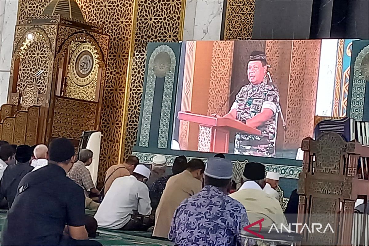 Pangdam V/Brawijaya minta Masjid Nasional Al Akbar Surabaya jadi benteng radikalisme