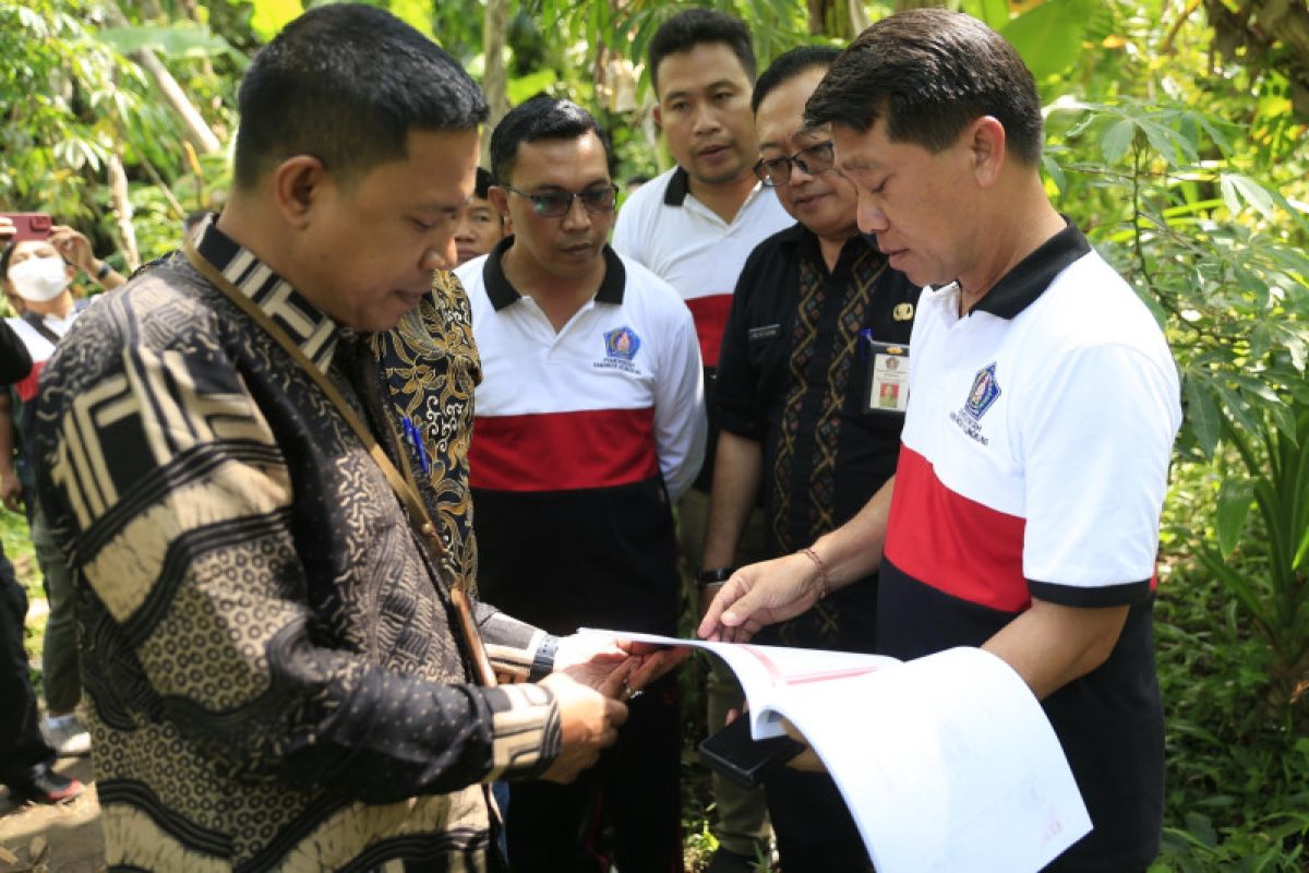 36 rumah bantuan bagi warga misikin di Klungkung dilengkapi fasilitas UMKM