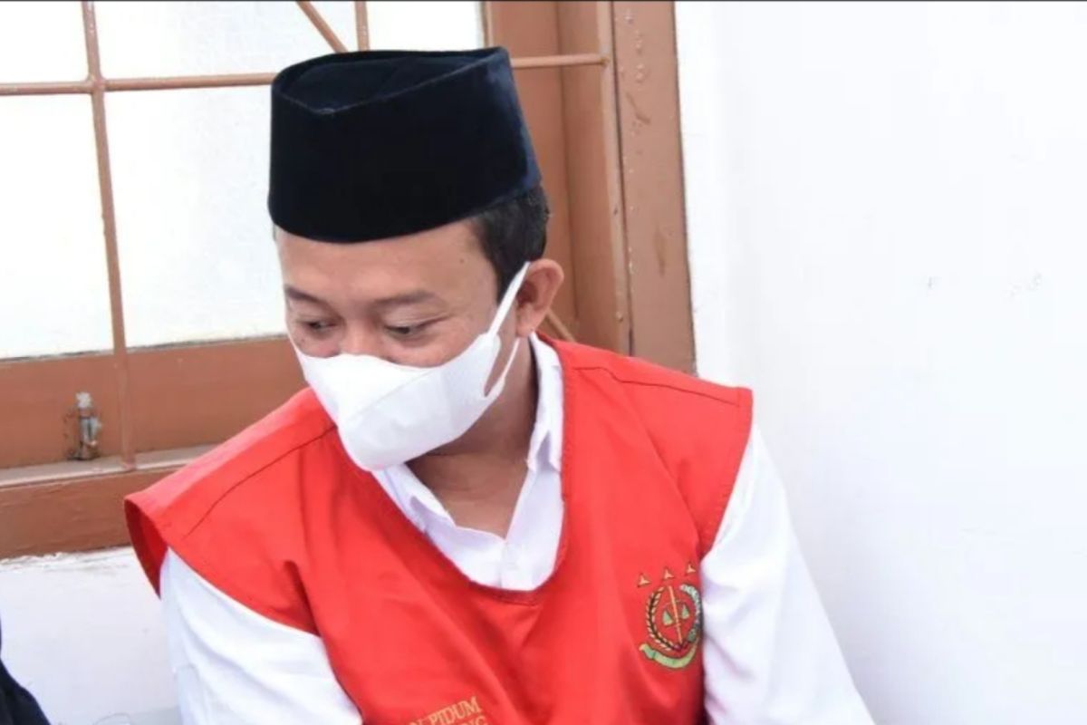 Herry Wirawan dipindahkan ke Lapas Cirebon usai ada putusan kasasi