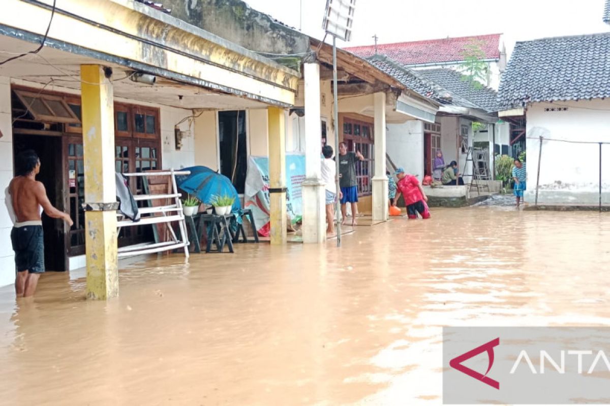 Tiga kecamatan di Jember terdampak banjir