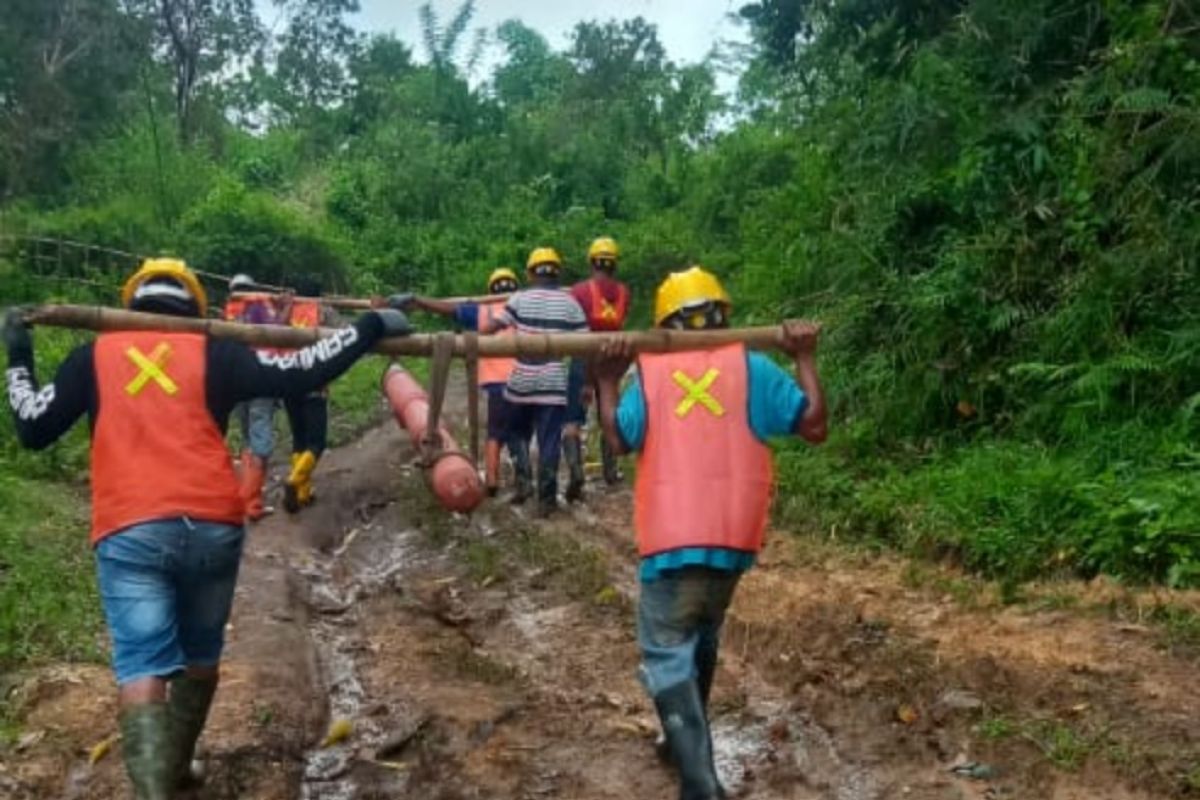 PLN NTT targetkan 94 desa di Pulau Flores dialiri listrik pada 2023