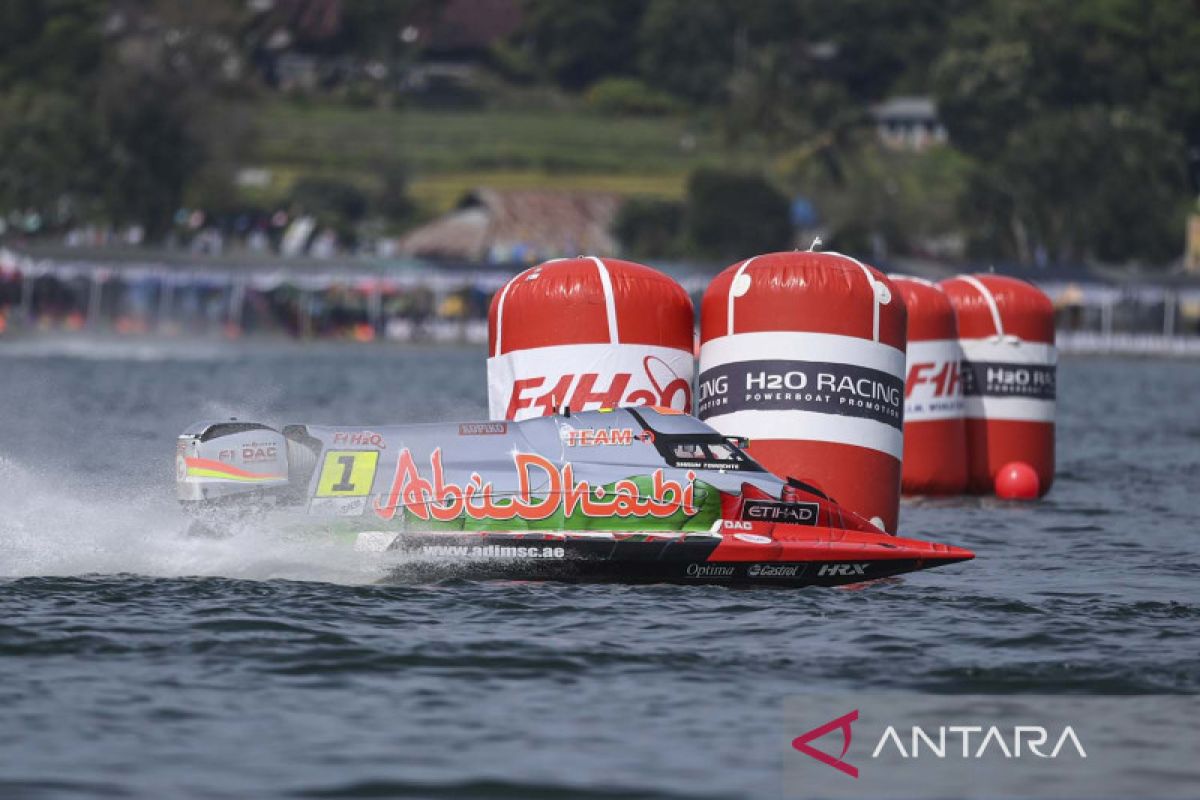 f1 powerboat di danau toba