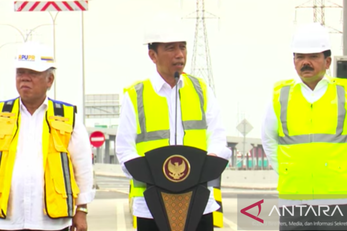 Jokowi resmikan Tol Semarang-Demak Seksi II