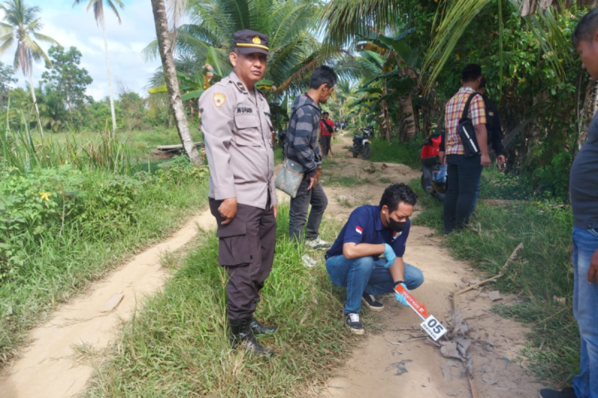 Polisi selidiki penemuan mayat pengemudi ojol di Sungai Rengas