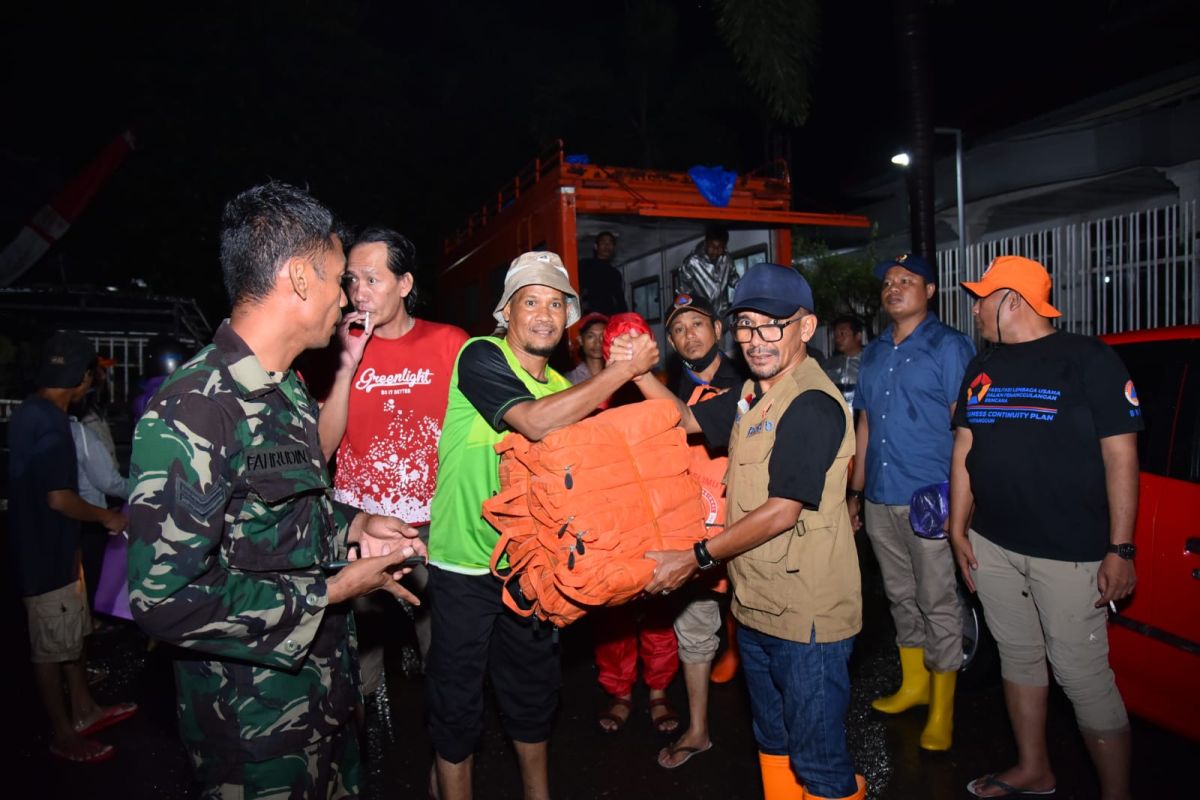Pemkot Bima salurkan bantuan makanan untuk warga terdampak banjir