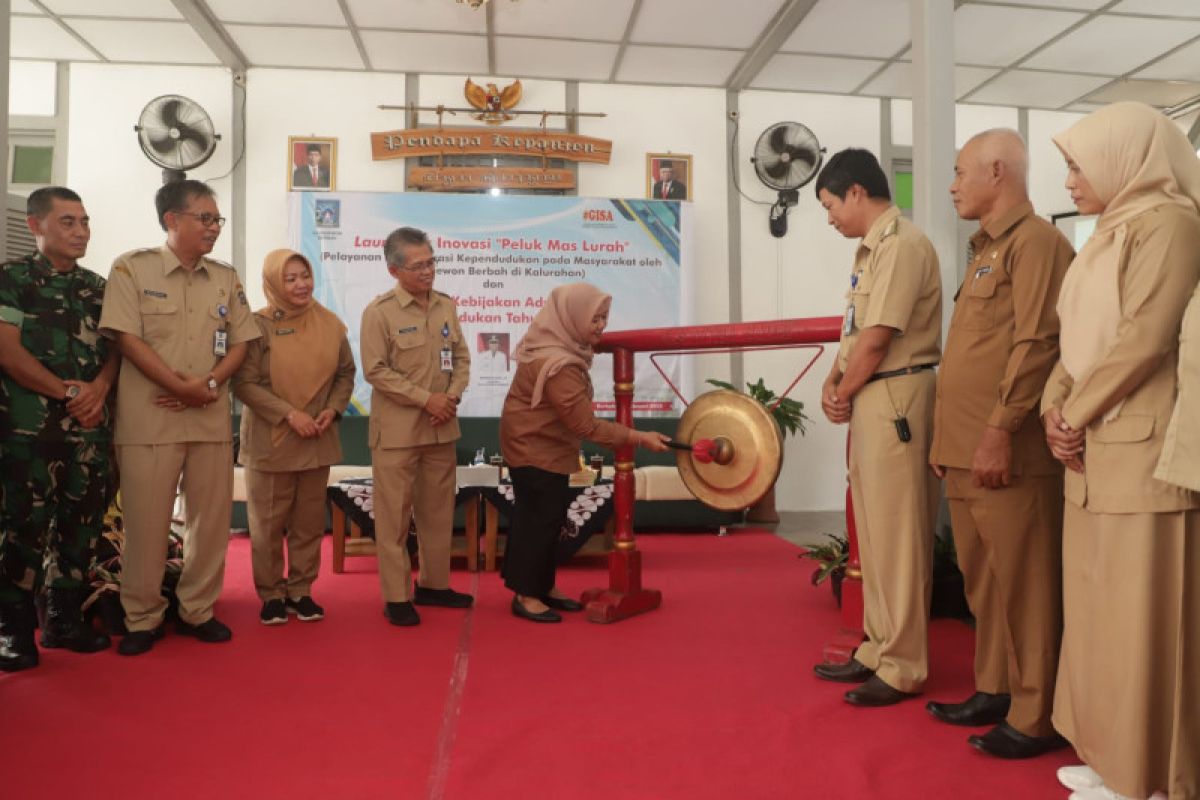 Bupati Sleman mendorong percepatan layanan tertib adminduk