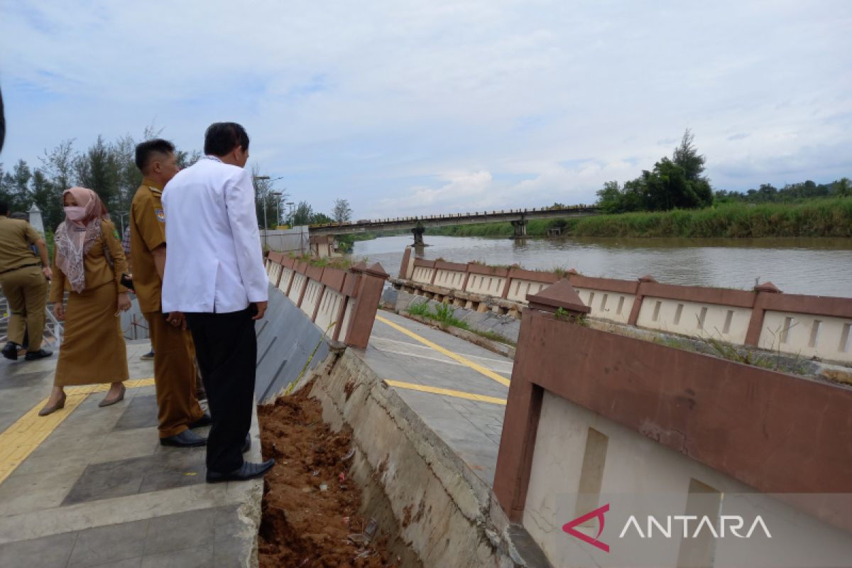 DPRD Bengkulu minta pengusutan rusaknya kontruksi bangunan Kota Tuo