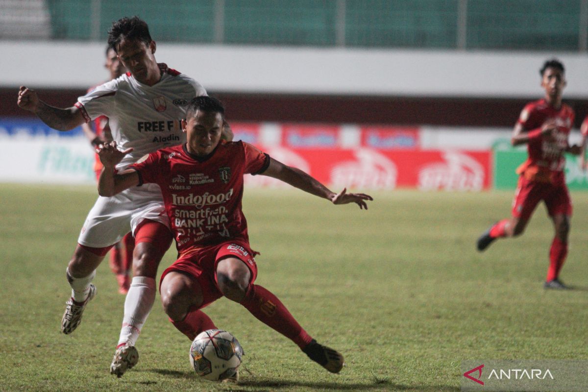 Taktik tak berjalan, Bali United takluk 1-5 dari Borneo FC